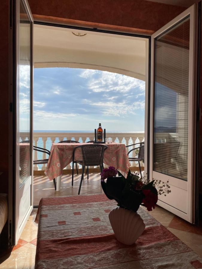 Apartmani Luksic Sutomore Bagian luar foto