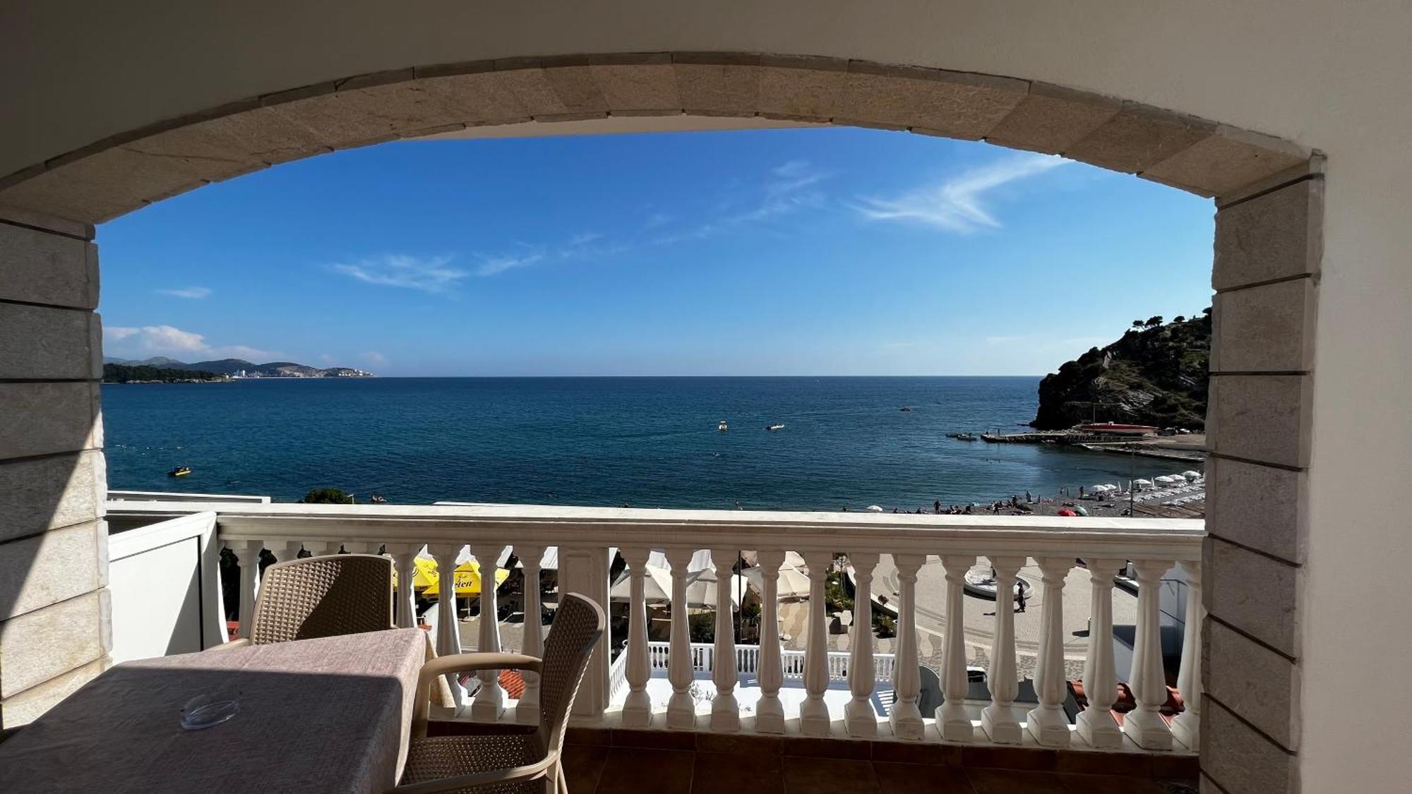 Apartmani Luksic Sutomore Bagian luar foto