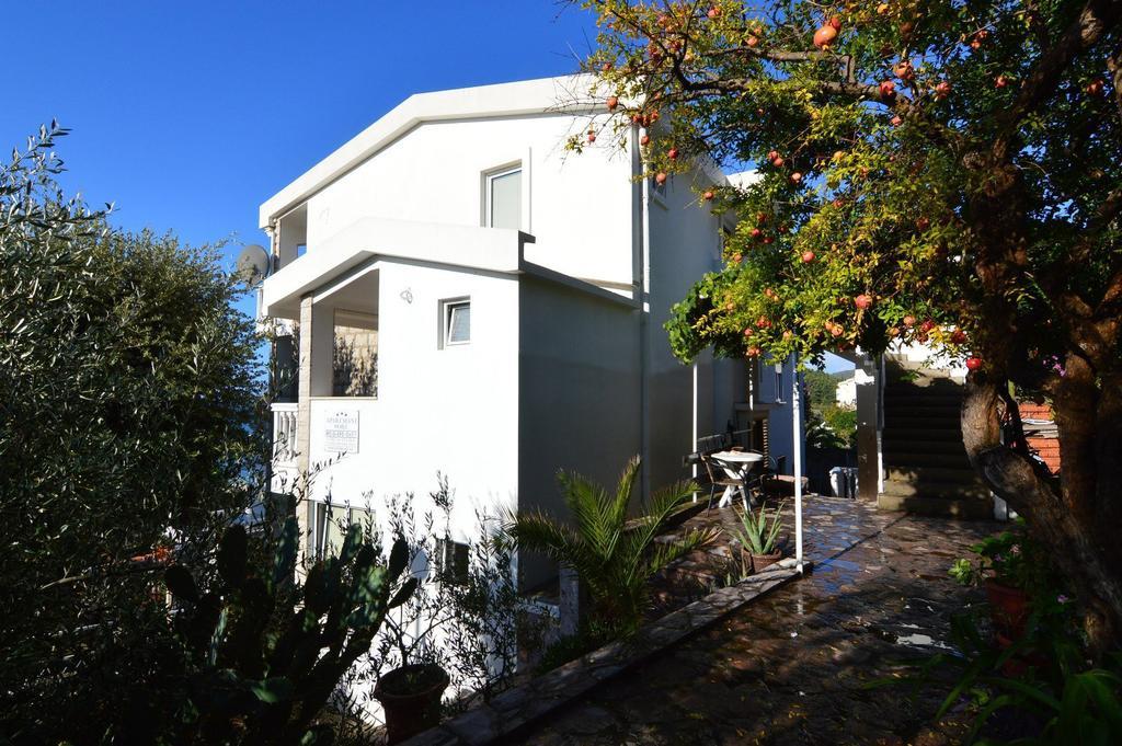 Apartmani Luksic Sutomore Bagian luar foto